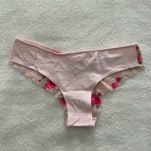 Victoria’s Secret Pink panty, size S
